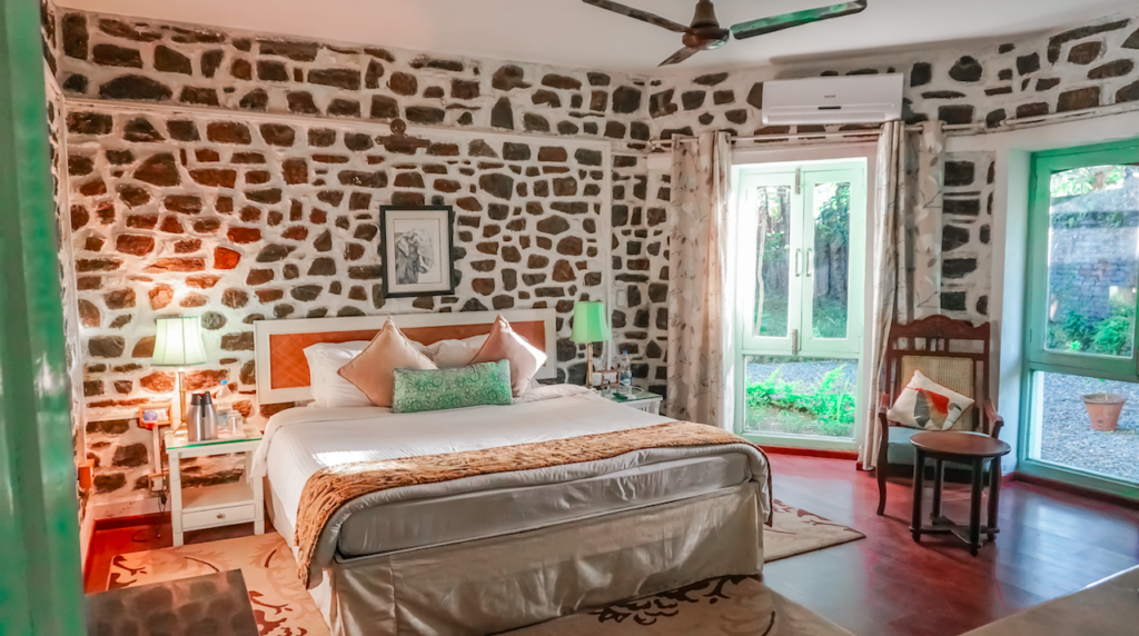 Room at The Bungalows Lakeside, Naukuchiatal
